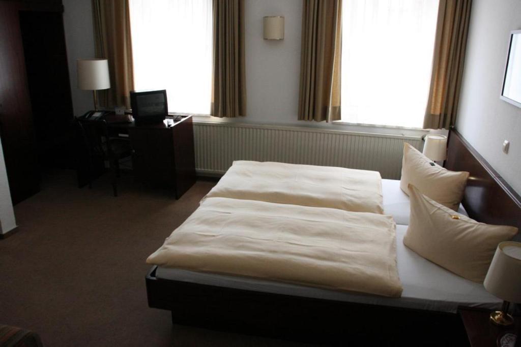 Hotel Diening Essen Room photo